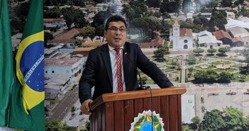 Vereador Fladimir Andrade solicita enfermeiros para o posto da Ilha do Valha-me-deus