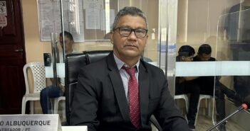 O vereador Eraldo Albuquerque (PT), teve aprovado durante a sessão realizada na manhã da última terça-feira, 24, duas proposições