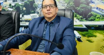 Ederlan Tavares solicita construção de praça e cais na Comunidade Uxituba